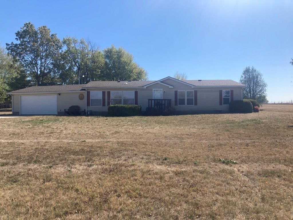 9155 210th Road — photo 2