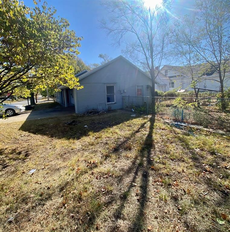 1121 N 10th N/A — photo 15