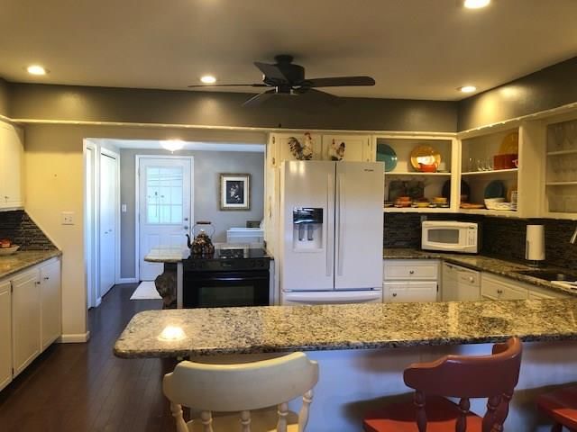 8 Woodcliffe N/A — photo 17