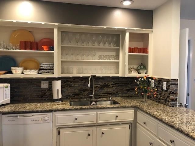 8 Woodcliffe N/A — photo 19