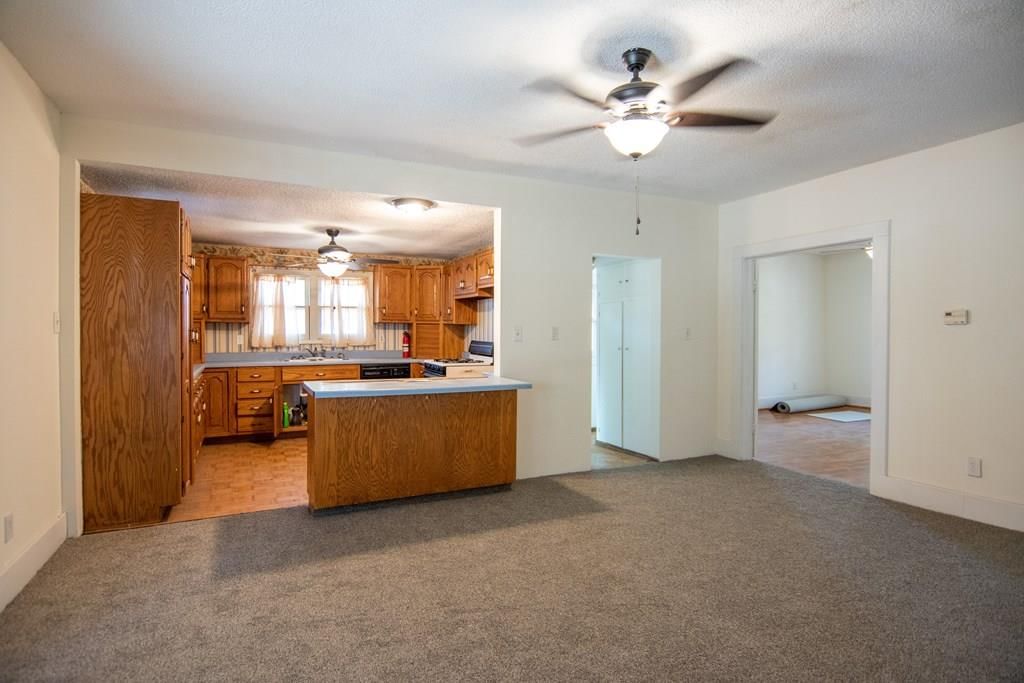 518 Delaware N/A — photo 12