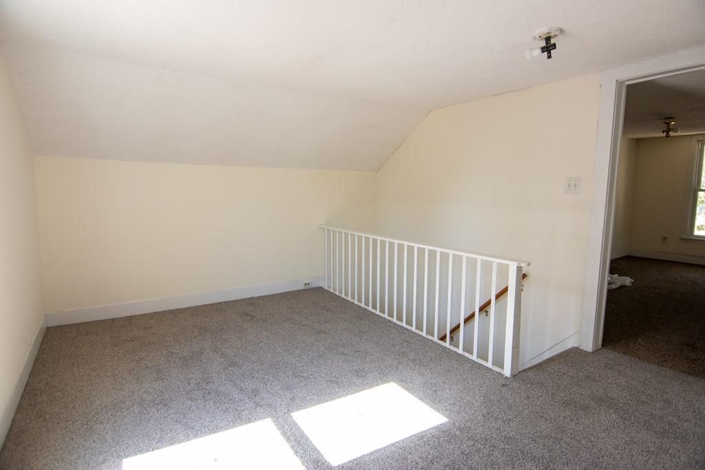 518 Delaware N/A — photo 25