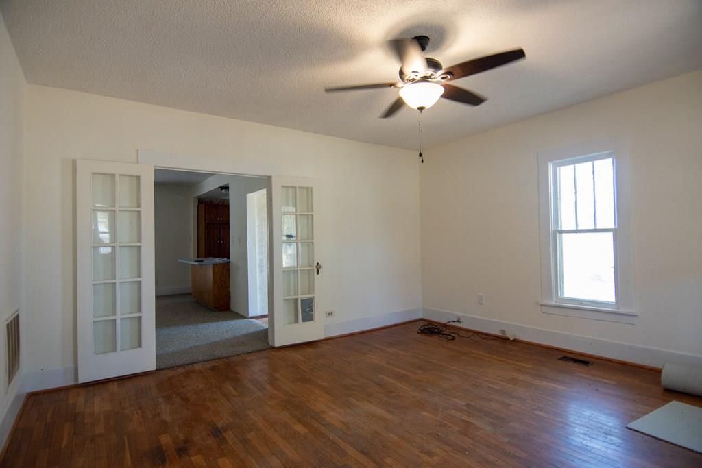 518 Delaware N/A — photo 9