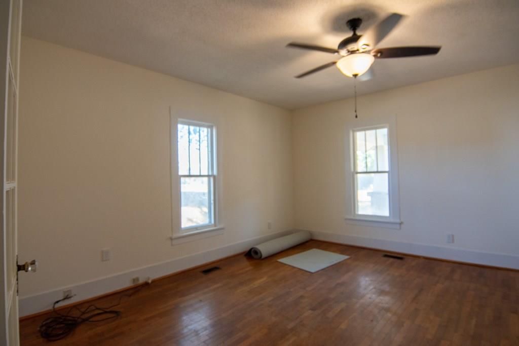 518 Delaware N/A — photo 10