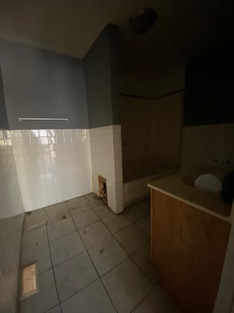 615 W Myrtle Street — photo 14