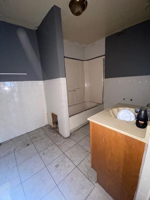 615 W Myrtle Street — photo 15
