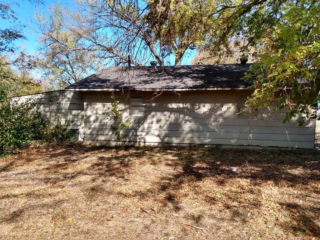 310 N Willow Street — photo 12