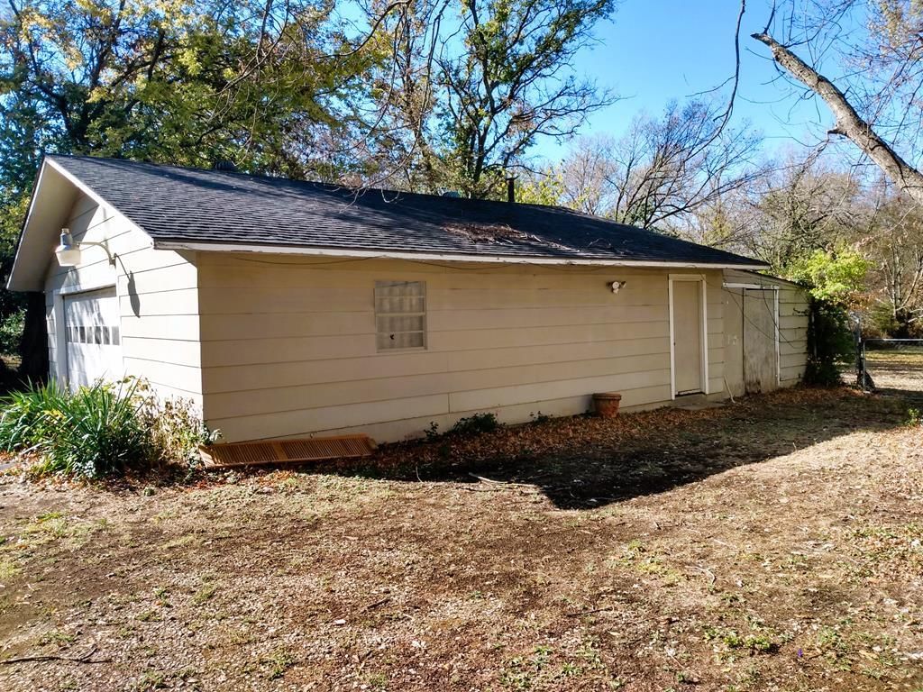 310 N Willow Street — photo 5