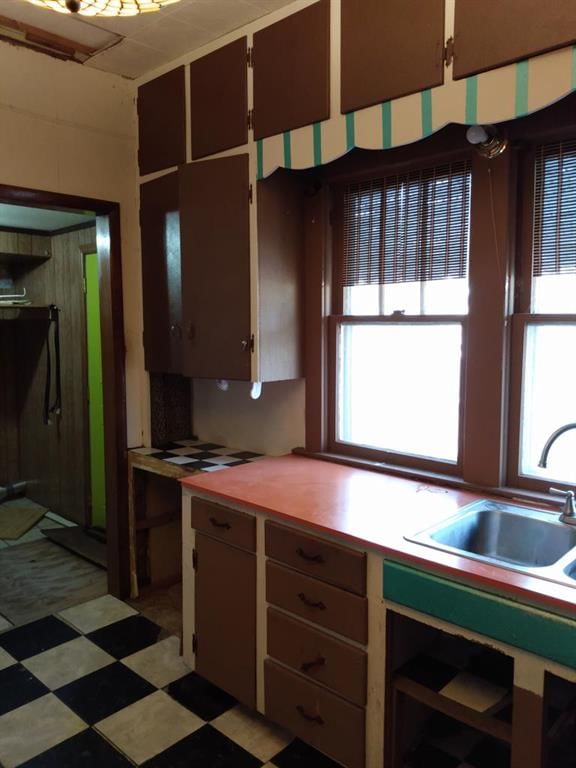310 N Willow Street — photo 44