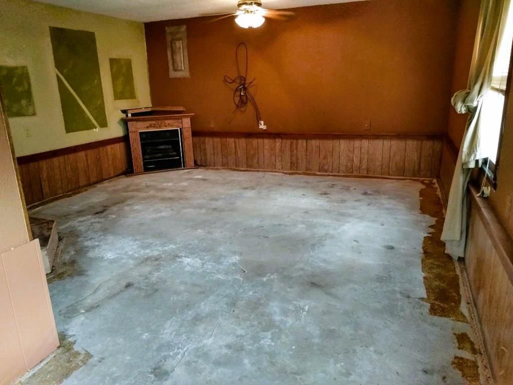 310 N Willow Street — photo 53