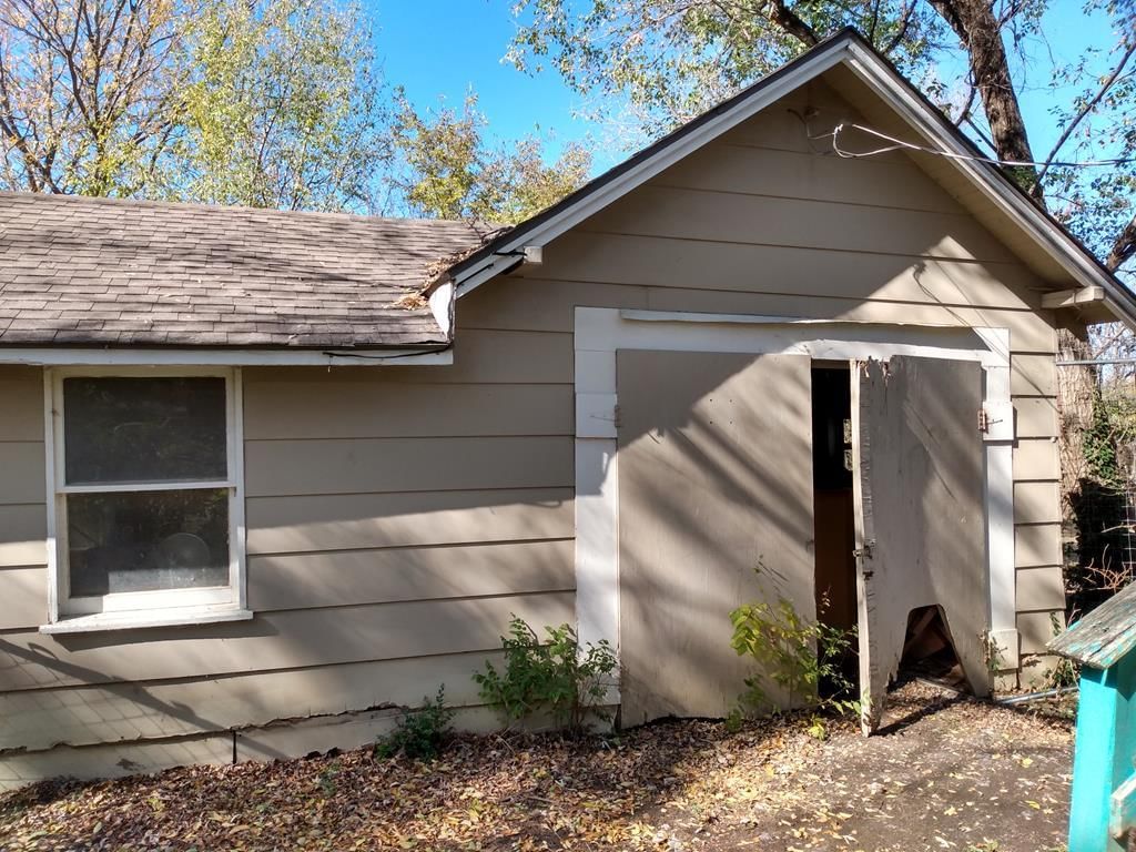 310 N Willow Street — photo 66