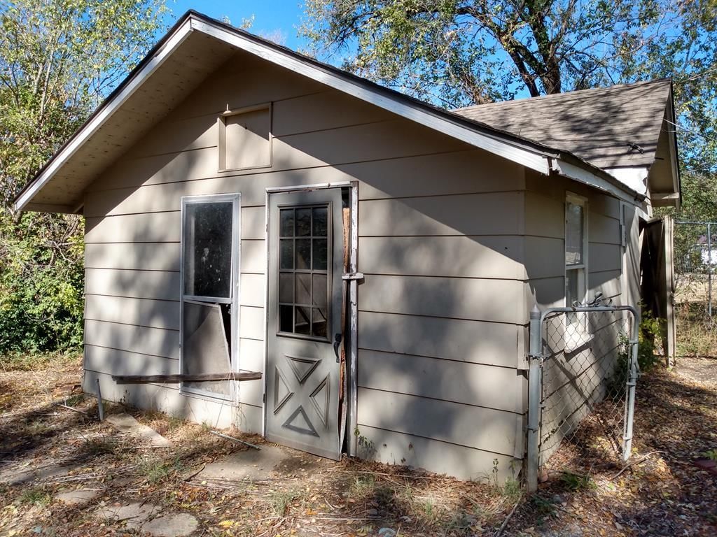 310 N Willow Street — photo 67