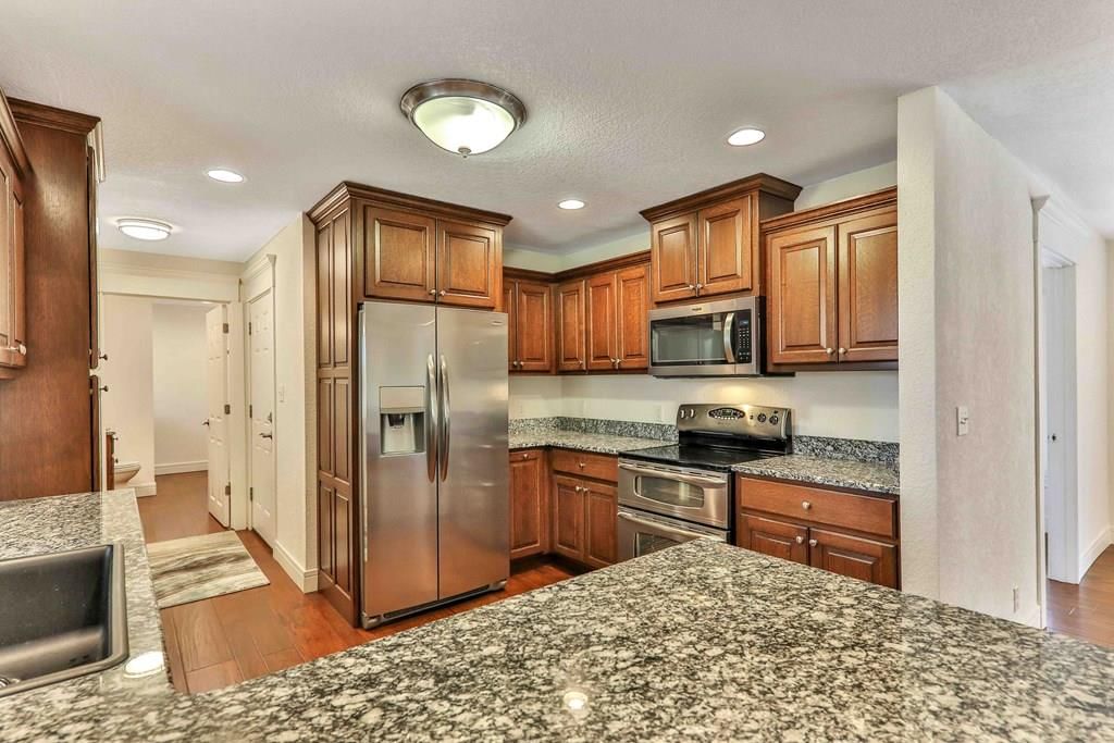 113 Oak Hills Drive — photo 11