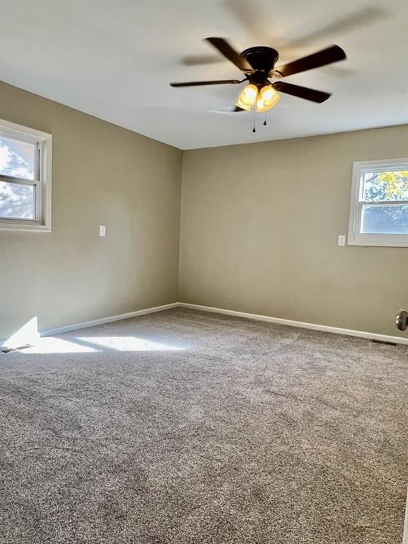 1002 E 3rd Street — photo 11