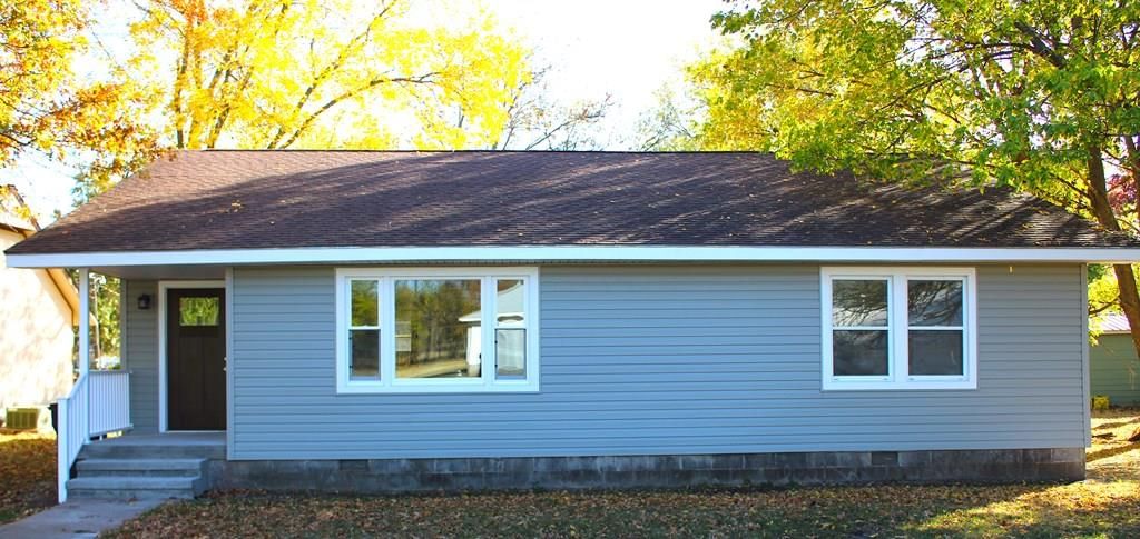 1002 E 3rd Street — photo 17