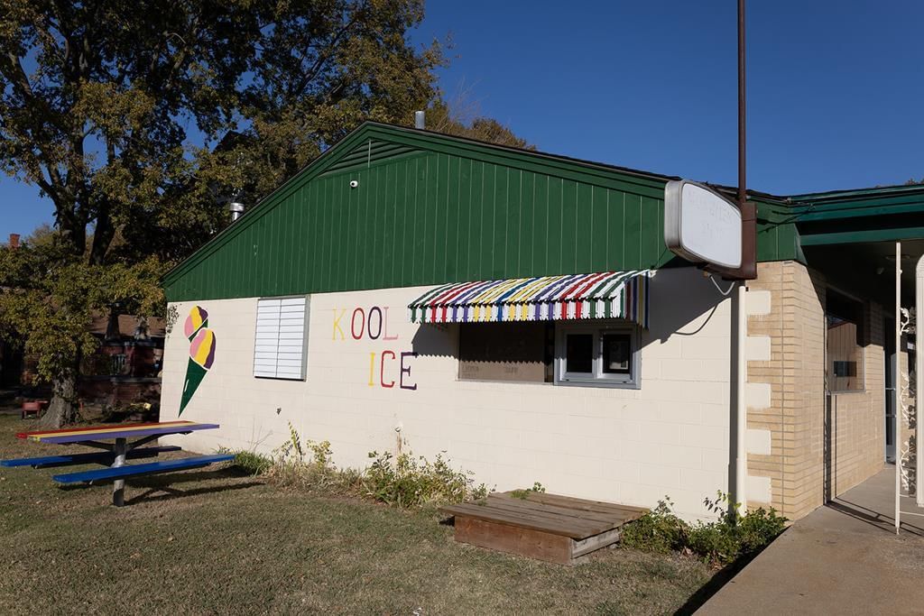 705 Beech N/A — photo 17