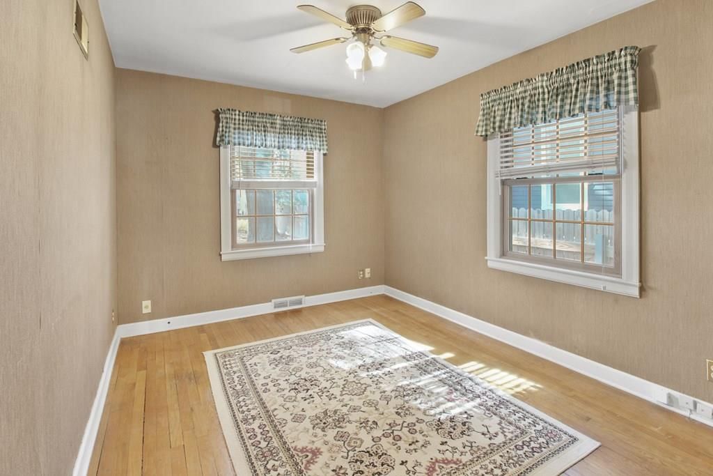 1504 Broadway Avenue — photo 16