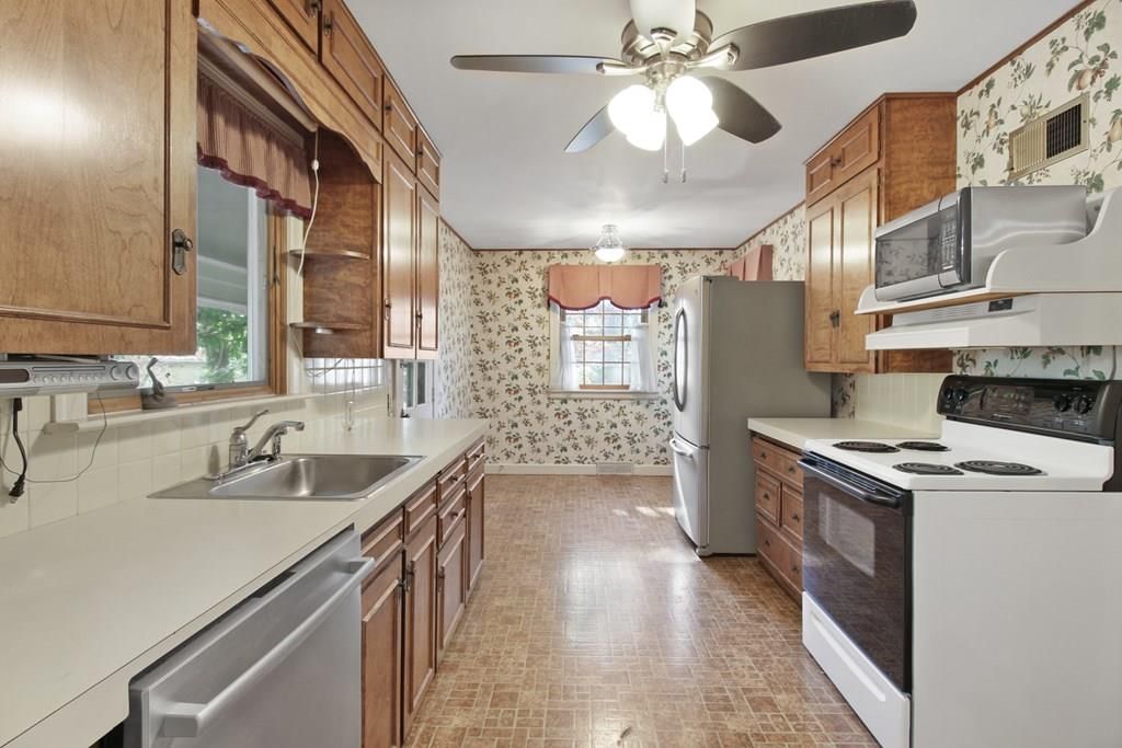1504 Broadway Avenue — photo 18