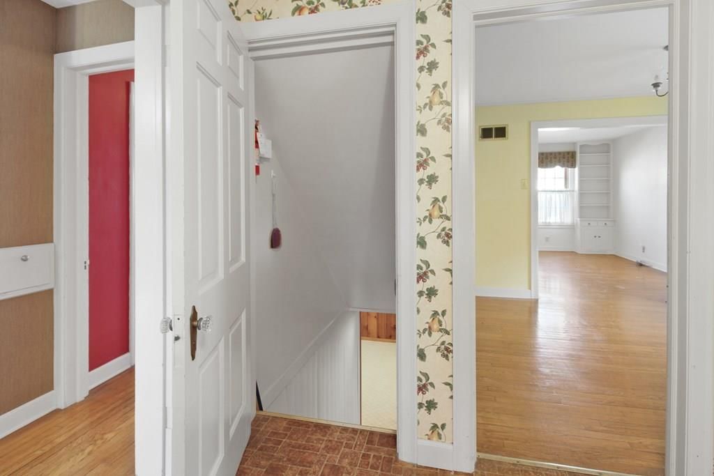 1504 Broadway Avenue — photo 23
