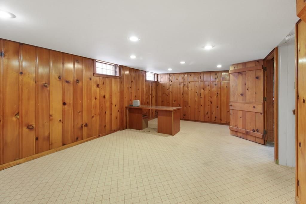 1504 Broadway Avenue — photo 24