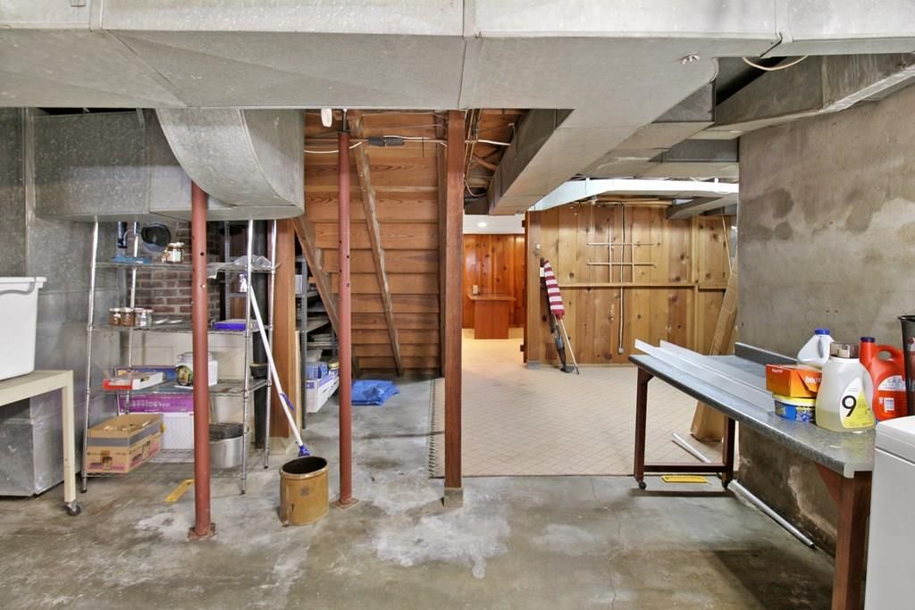 1504 Broadway Avenue — photo 26