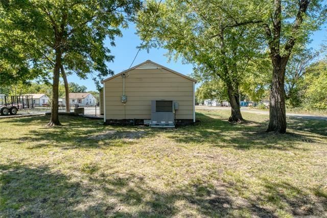 344 N Margarite N/A — photo 20