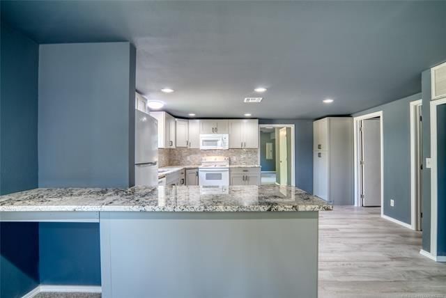 344 N Margarite N/A — photo 9