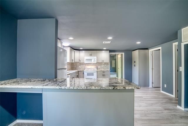 344 N Margarite N/A — photo 10