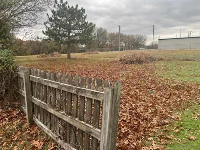 704 N Buckeye Street — photo 26