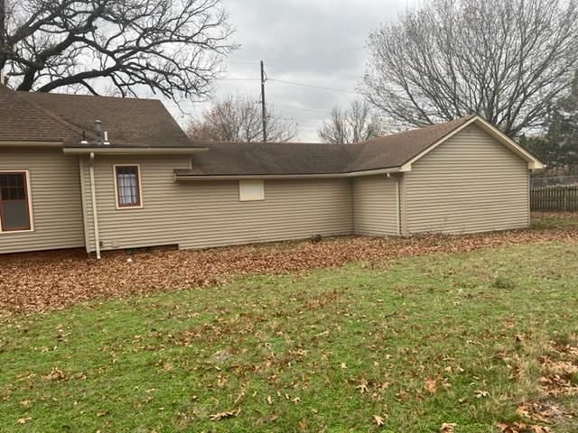 704 N Buckeye Street — photo 30