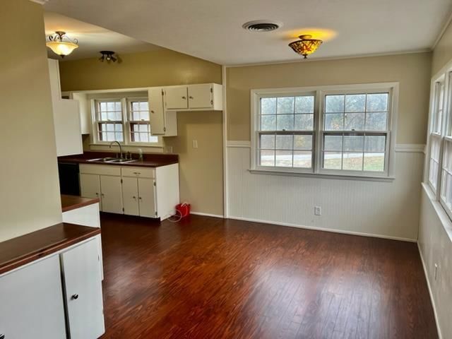 704 N Buckeye Street — photo 9