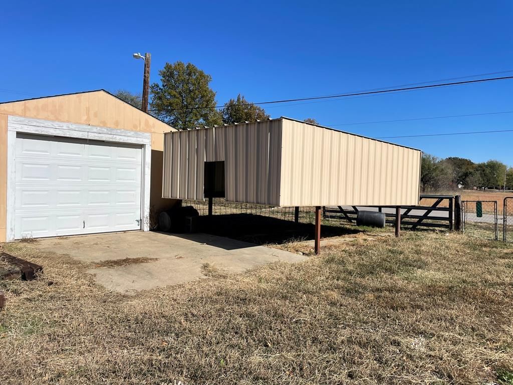 4396 CR 2400 N/A — photo 29