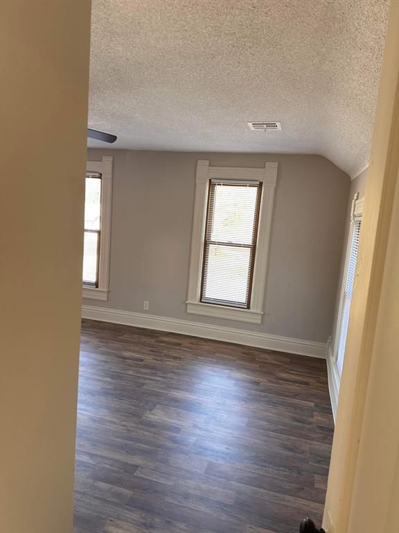 1007 Mulberry N/A — photo 15