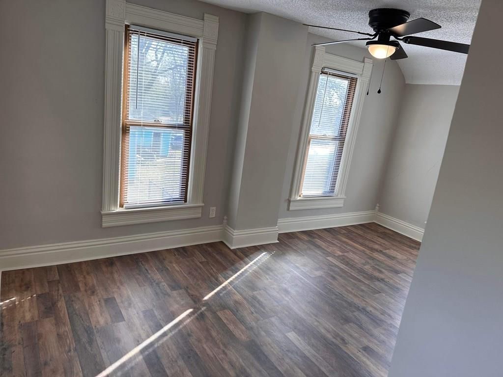 1007 Mulberry N/A — photo 17