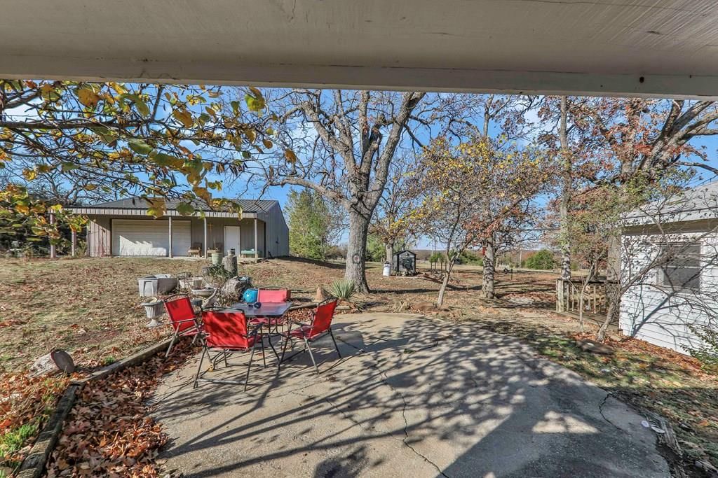 2158 HWY 166 N/A — photo 34