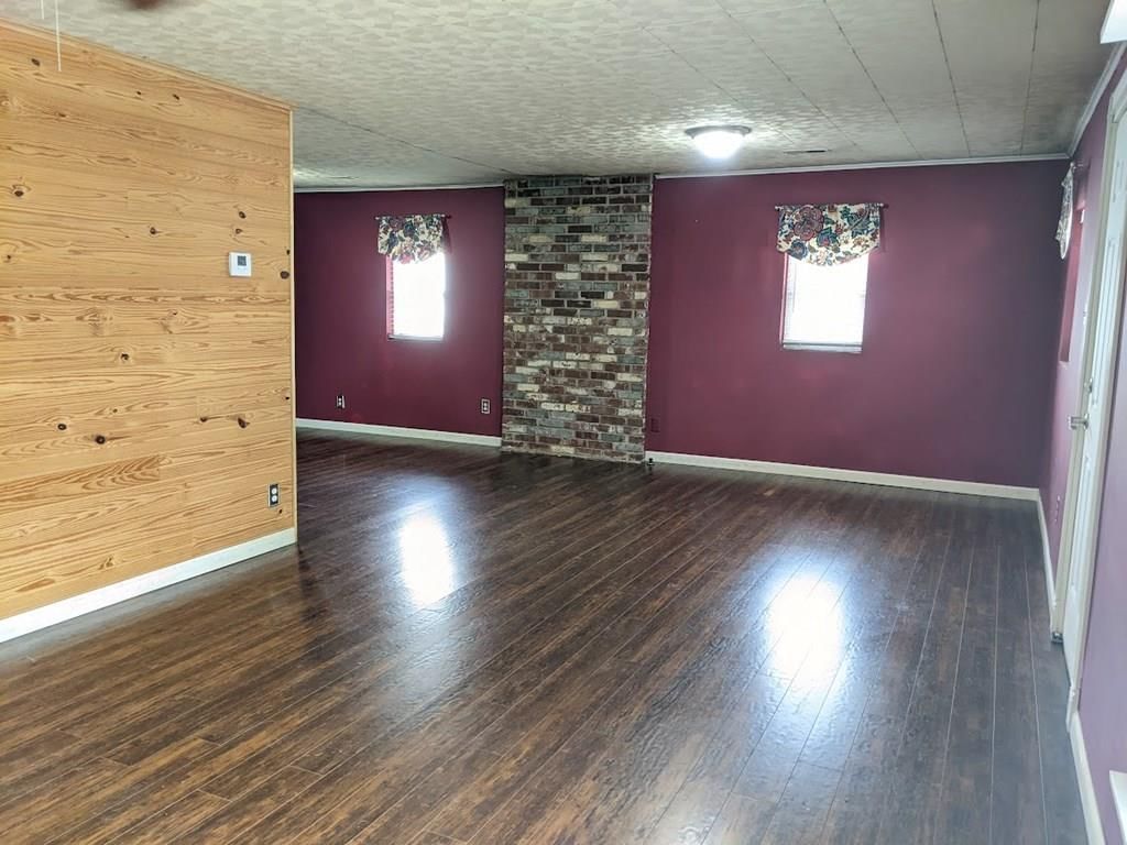 1709 Irving Street — photo 11