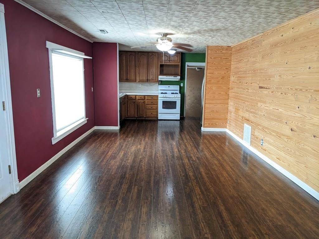 1709 Irving Street — photo 15