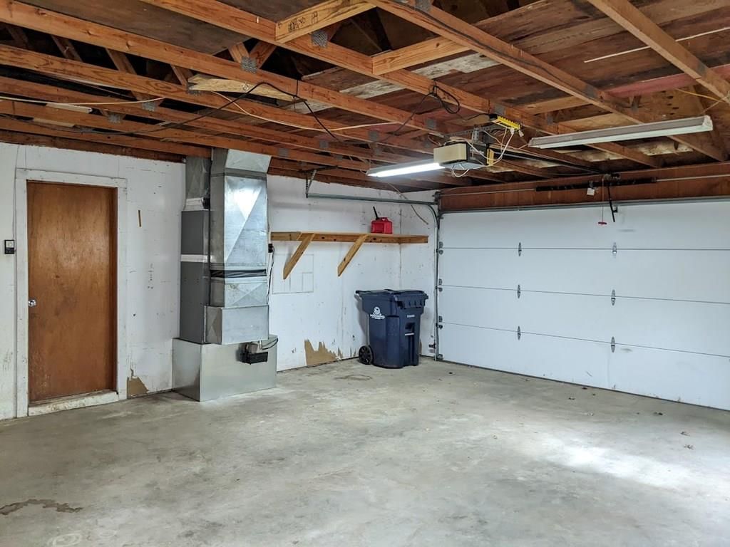 1709 Irving Street — photo 47