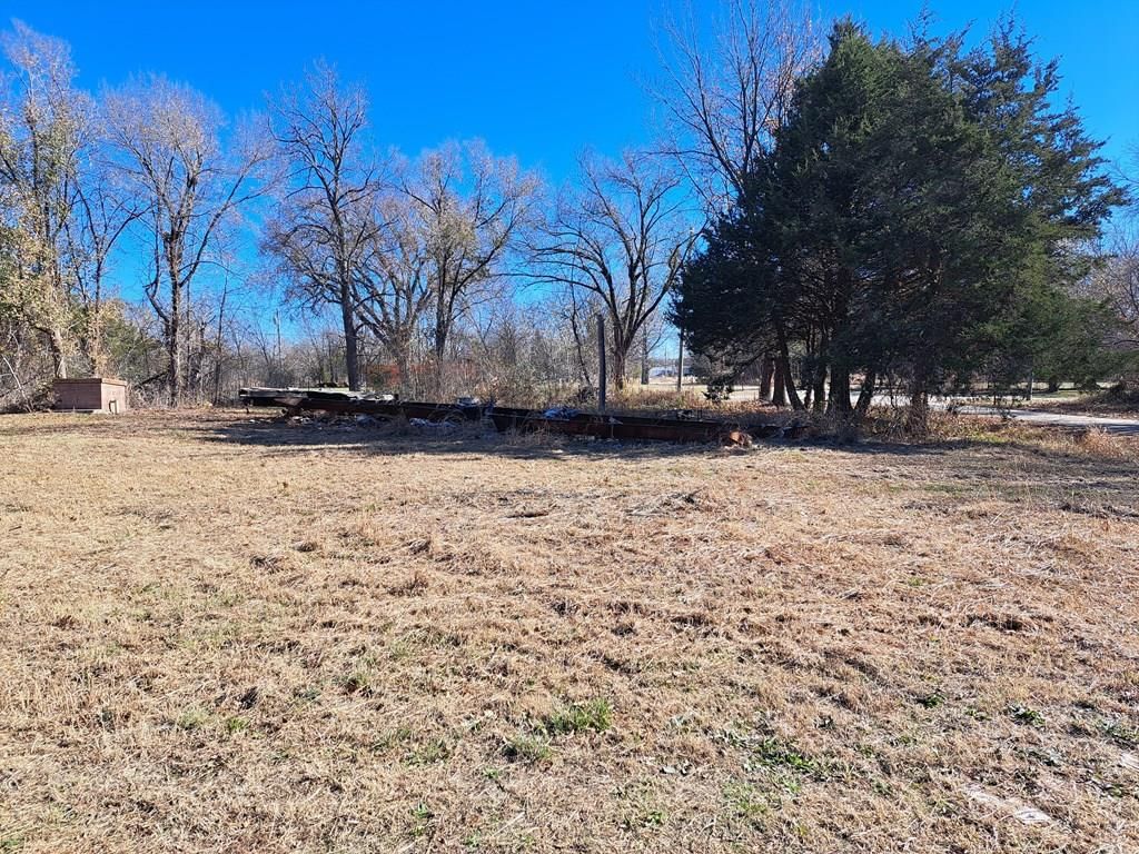 606 Cherokee N/A — photo 2