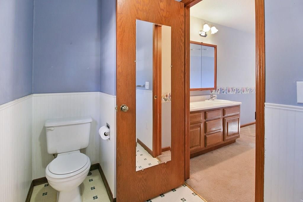 609 W Summit Street — photo 15