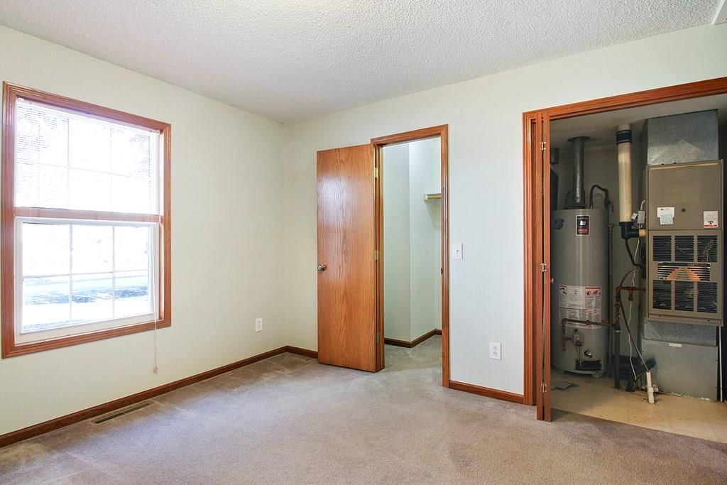 609 W Summit Street — photo 20