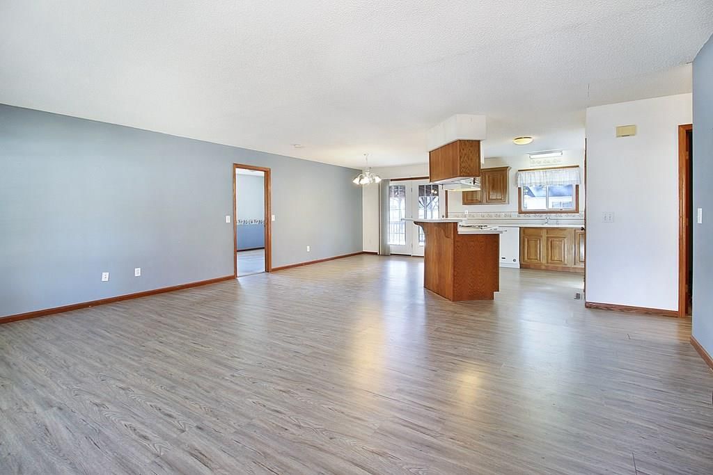 609 W Summit Street — photo 5