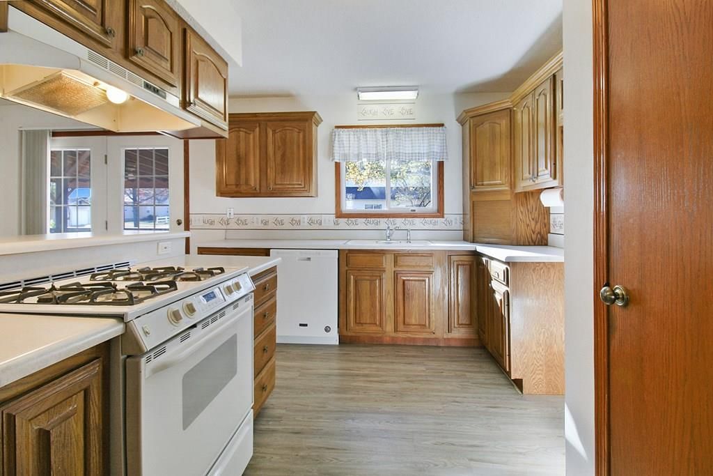 609 W Summit Street — photo 10