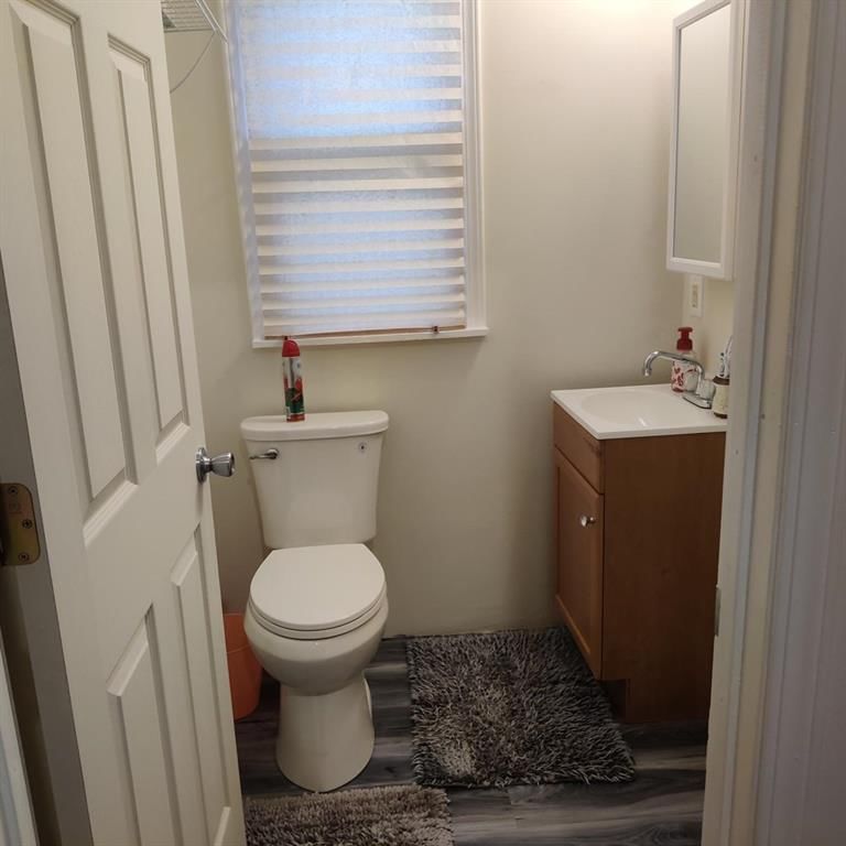 108 W Sycamore N/A — photo 14