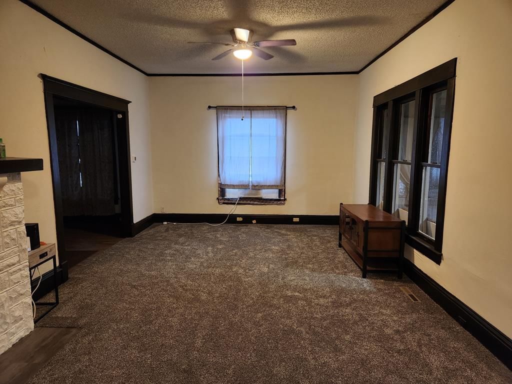 108 W Sycamore N/A — photo 19