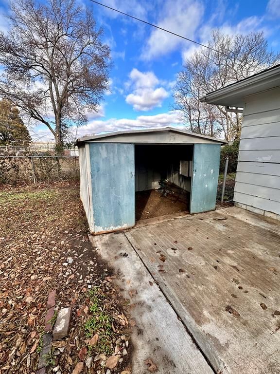 107 N Wald N/A — photo 20