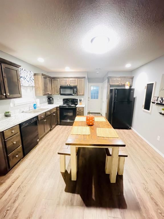 208 W Forest N/A — photo 13