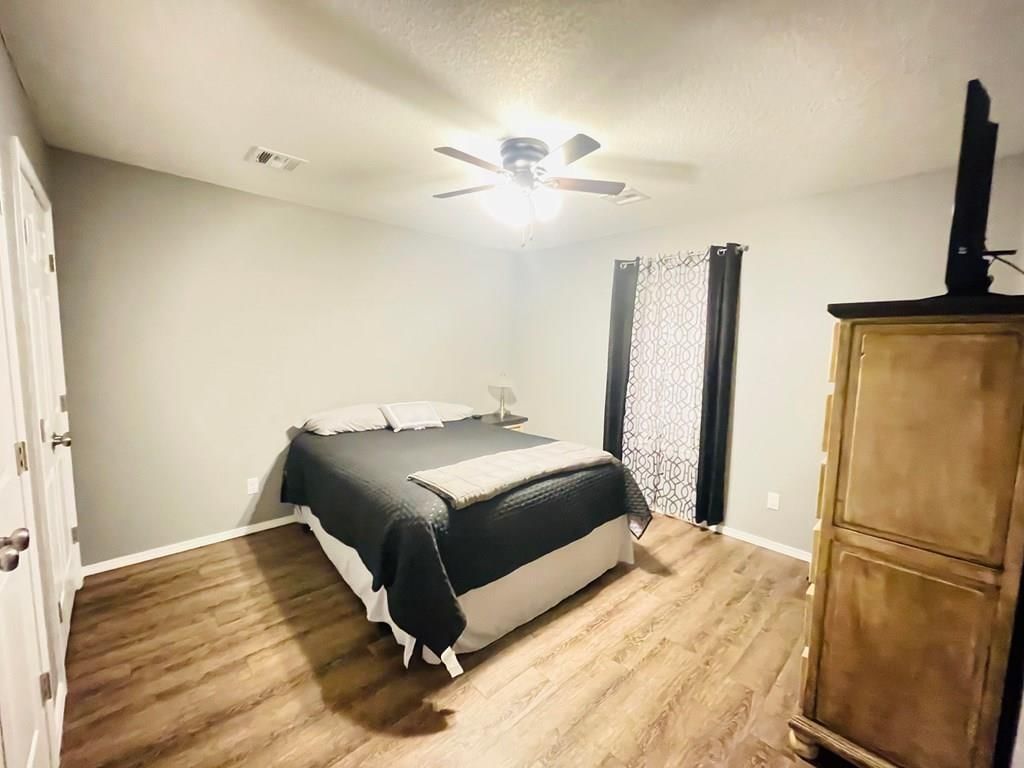 208 W Forest N/A — photo 19