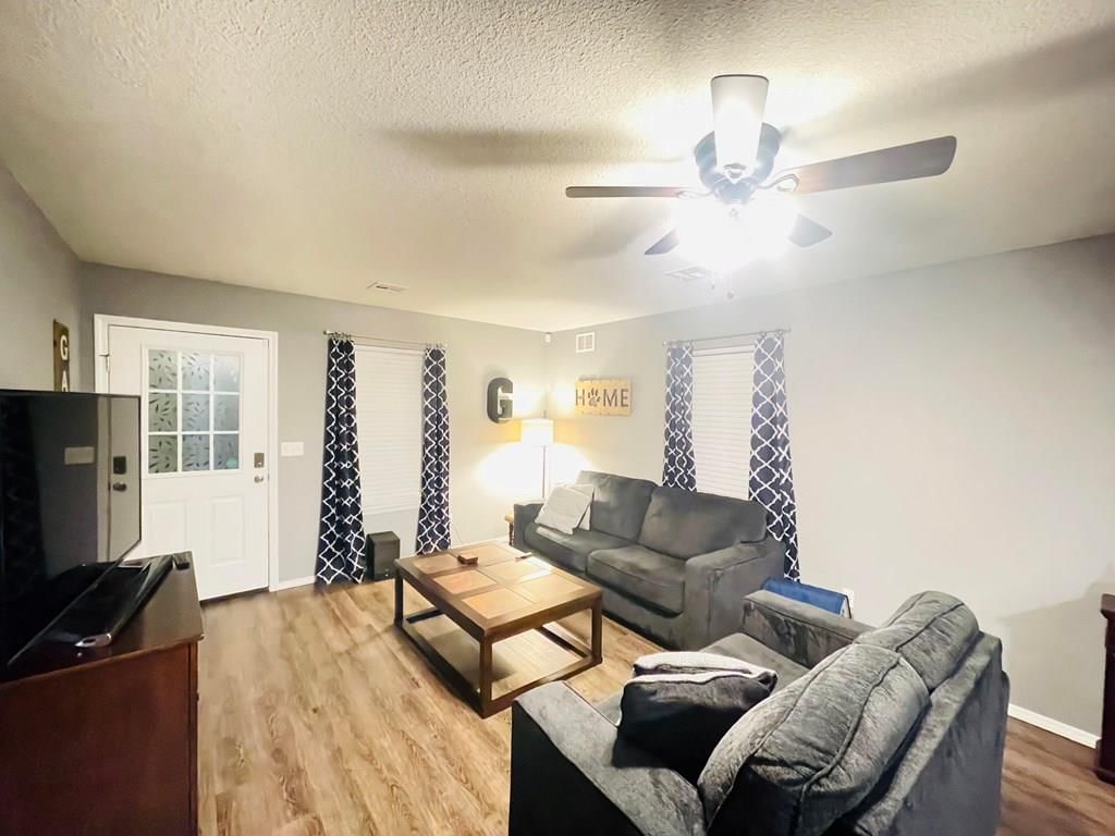 208 W Forest N/A — photo 5