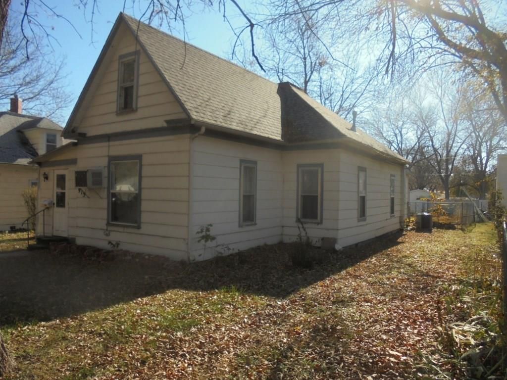 915 W Pine N/A — photo 3